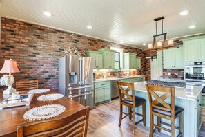 Fridge, microwave, oven, stovetop - Riverfront Mountain View Cabin w/ Deck & Grill! (Mountain View)