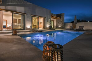 Pool - Experience life again at Soul Luxury Villa !  (Planos)
