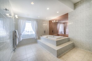 Deluxe suite, en-suite badkamer | Badkamer