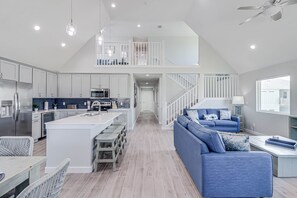 Interior - New Custom Built 6 BDRM heated Private Pool Mins To Beach (Port Aransas)