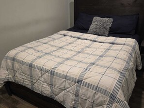 1 chambre, bureau, Wi-Fi, literie fournie