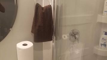 Eco-friendly toiletries, towels, soap, shampoo