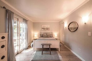 3 bedrooms, travel crib, free WiFi, bed sheets