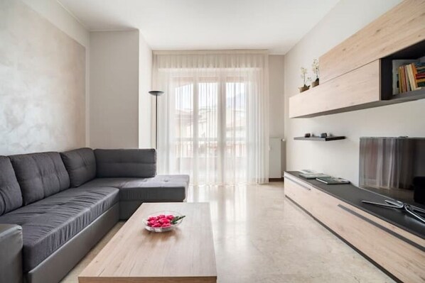 Smart TV - Como 101, downtown (Como)