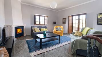 Smart-TV, Kamin, DVD-Player