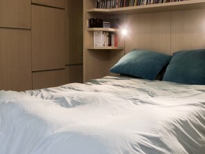 3 bedrooms, WiFi, bed sheets