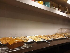 A buffet with various baked goods and pastries. - ABC Hotel - Alger Centre (Algiers)