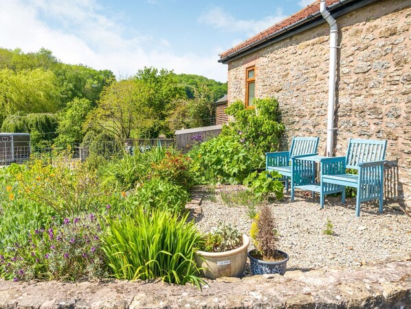 Property grounds - The Carthouse (Hereford)