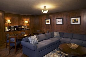 Dining - Hilton Grand Vacations Club (Park City)