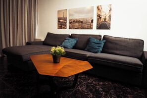 Apartment, Mountain View (H4-1) | Living area - Residenciales H1 & H2 (Santiago de los Caballeros)