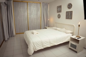 2 chambres, minibar, espace de travail pour ordinateur portable