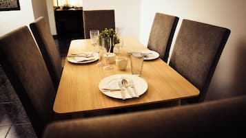 Apartment, Mountain View (H2-2) | Servicio a la habitación