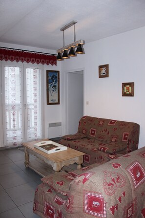 Living area - Appartement AU Centre DU Village DES Rousses (Les Rousses)