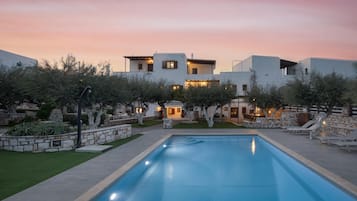 Fasade – kveld/natt