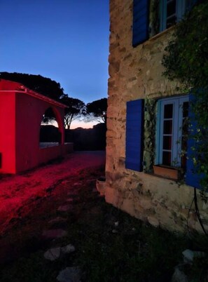 Enceinte de l’hébergement