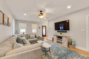 TV, stereo, offices - Beach St Bliss -  3BR Family House - Beach Block (Sea Bright)