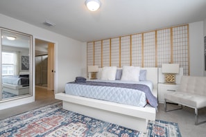 5 bedrooms, in-room safe, iron/ironing board, free WiFi