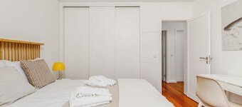 Haus Abel - with pool and garden in central Lisbon