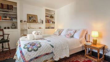 2 bedrooms, individually decorated, individually furnished, free WiFi