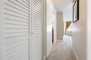 Interior - Quiet North Park Luxury Condo w/Free Parking & A/C (San Diego)