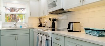 # 02 - Ground Floor Condo at Harbour Heights Grand Cayman