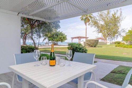 # 02 - Ground Floor Condo at Harbour Heights Grand Cayman 