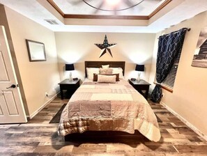 3 Schlafzimmer, Bügeleisen/Bügelbrett, WLAN, Bettwäsche