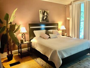 3 chambres, fer et planche à repasser, Wi-Fi, draps fournis