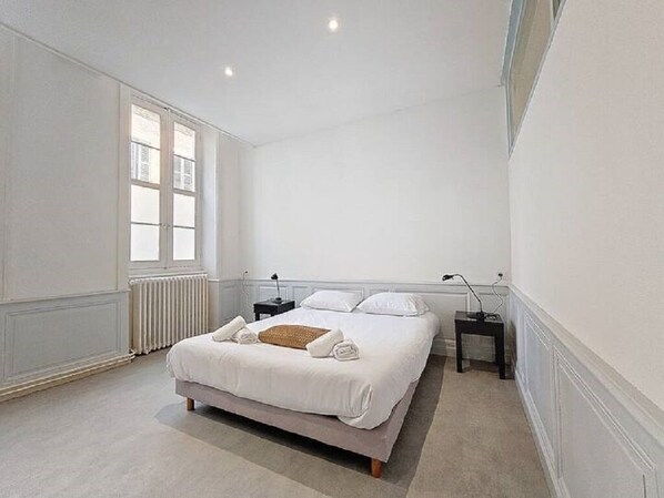 3 chambres, bureau, lit parapluie, Wi-Fi
