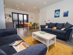 Living area - Wave Song (Hornsea)