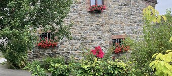 Holiday home with wood stove & spacious garden