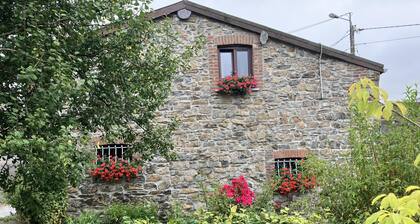 Holiday home with wood stove & spacious garden