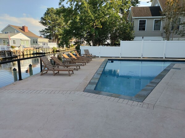 Udendørs pool, opvarmet pool