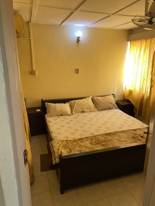 1 bedroom, WiFi, bed sheets