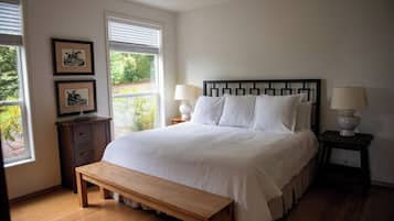 2 habitaciones, tabla de planchar con plancha y cuna de viaje