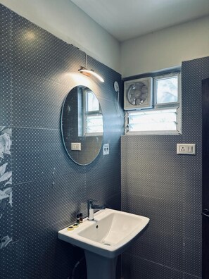 Habitación Deluxe | Sábanas de algodón egipcio y ropa de cama de alta calidad 