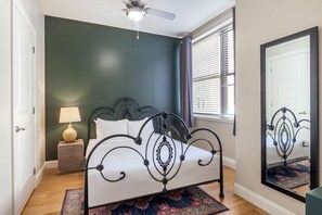 1 quarto, ferros/tábuas de passar roupa, Wi-Fi, roupa de cama