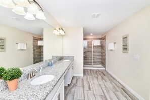 Hair dryer, towels - Spacious 5 Bed Pool Home with Game Room Floor Plan (Davenport)