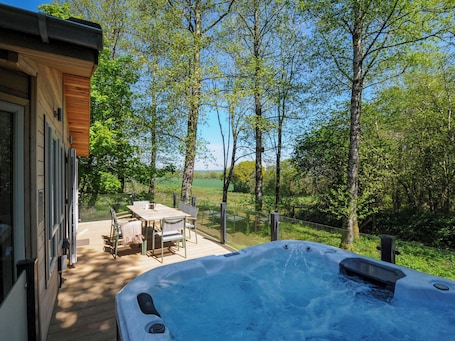 Cottage | Outdoor dining