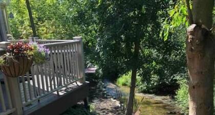 DElafield Rivers Gateway Luxurious Condo