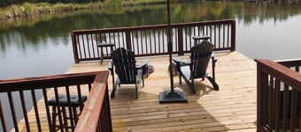 Cattail Cottage - Pet Friendly - Fully fenced - 30 mins to Savannah!!!