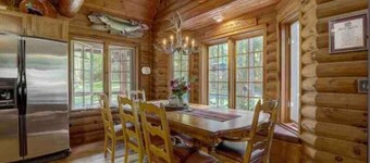 Beautiful Oconomowoc Log Home on 5.7 acres