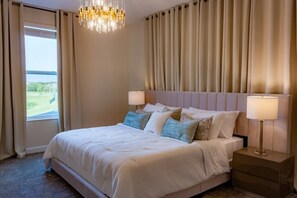 5 dormitorios, tabla de planchar con plancha, wifi y ropa de cama