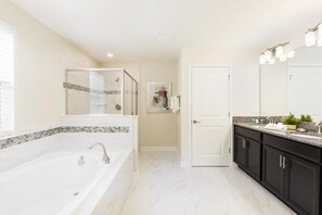 Hair dryer, towels - Refreshing 6 Bed Pool Home with Game Room Pool/Spa (Davenport)