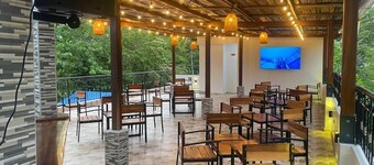 AKUAIPPA HOSTAL RESTAURANT