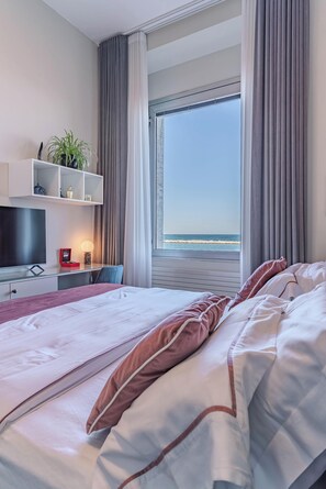 1 bedroom, iron/ironing board, travel crib, free WiFi