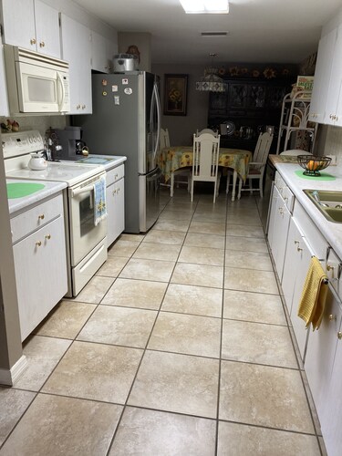 2 Bedroom/2 Bath home in Englewood, FL