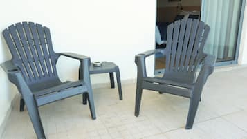 Chambre Deluxe | Bureau, espace de travail pour ordinateur portable, rideaux occultants