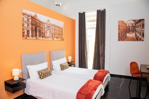 Premium Double or Twin Room | Frette Italian sheets, premium bedding, down comforters - Palazzo Goyze (Naples)