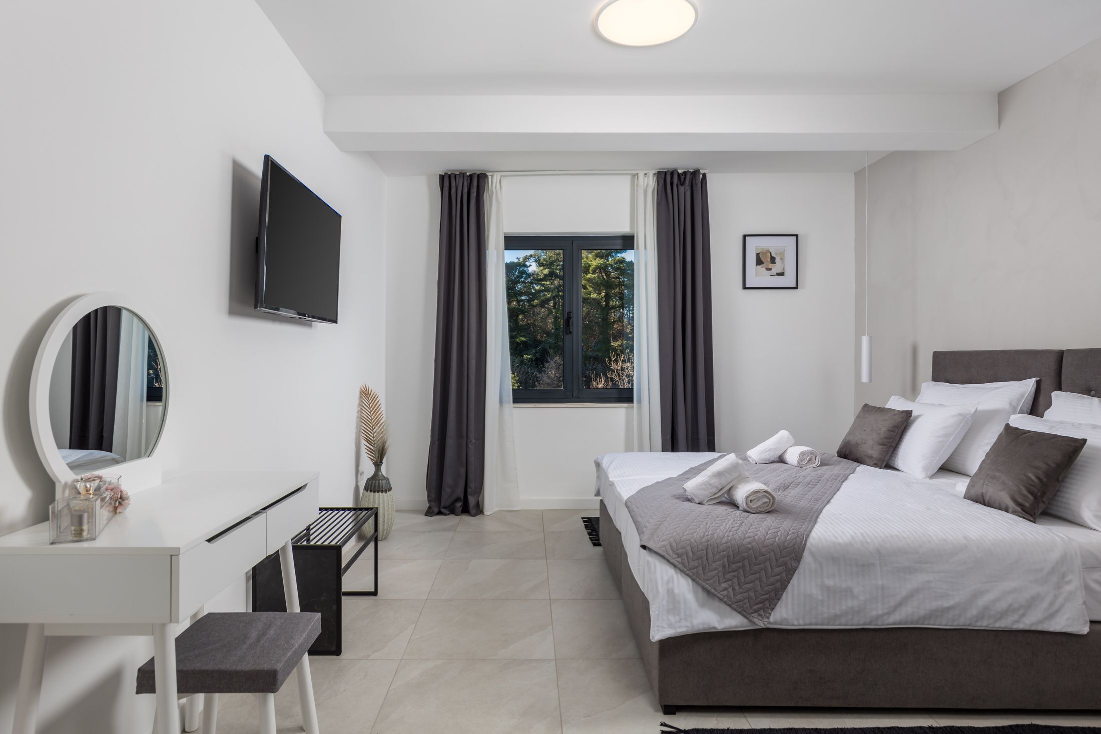 6 soverom og internettilgang